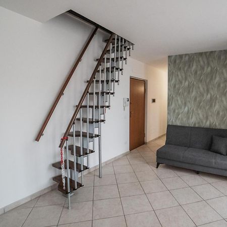 Fele'S House Apartment Guidonia Montecelio Exterior photo